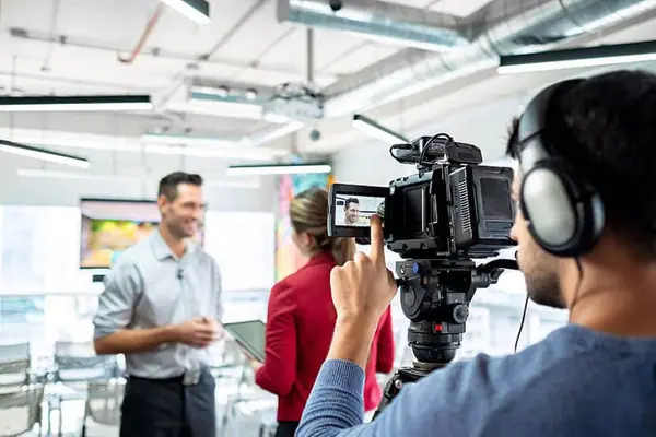 VIDEOS COMPORATIVOS